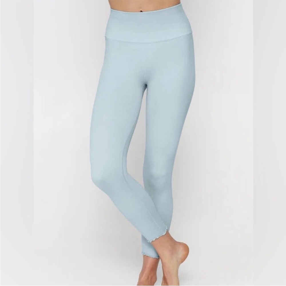 NWT Spiritual Gangster Love Sculpt 7/8 Ruffle Leggings in Pastel Blue - M/L